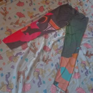Disney's Aladdin graphic leggings